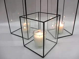 Скляний свічник у формі колби 10х10х12 см