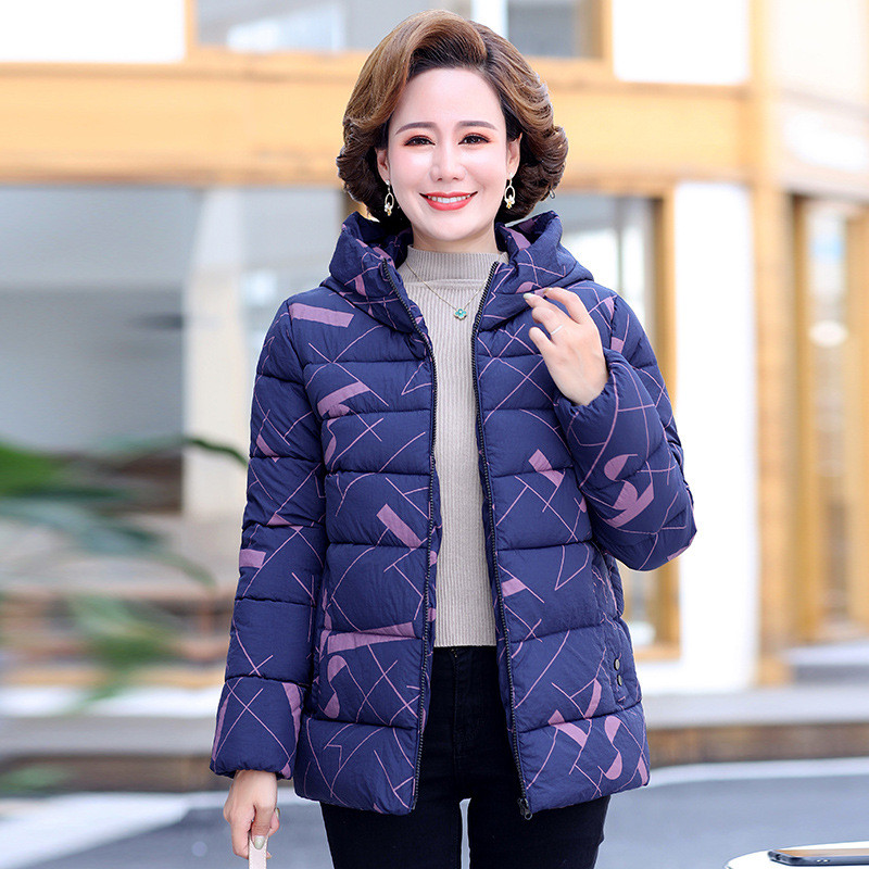 Куртка жіноча єврозима коротка стьобана темно-синя з малюнком, фото 1