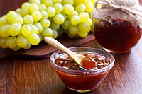 Варенье из белого сортового винограда с косточками домашнее 0, 5 л