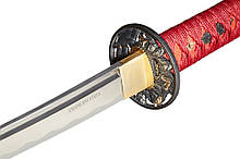Самурайський меч катана — має традиційний вигляд і високу якість виготовлення