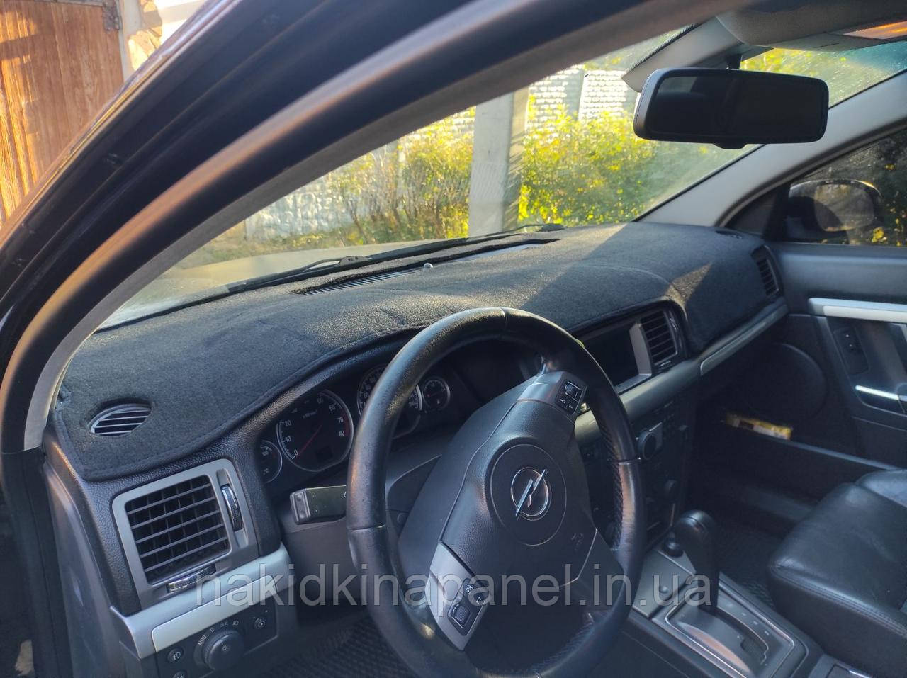Накидка на панель OPEL VECTRA C 2002-2008