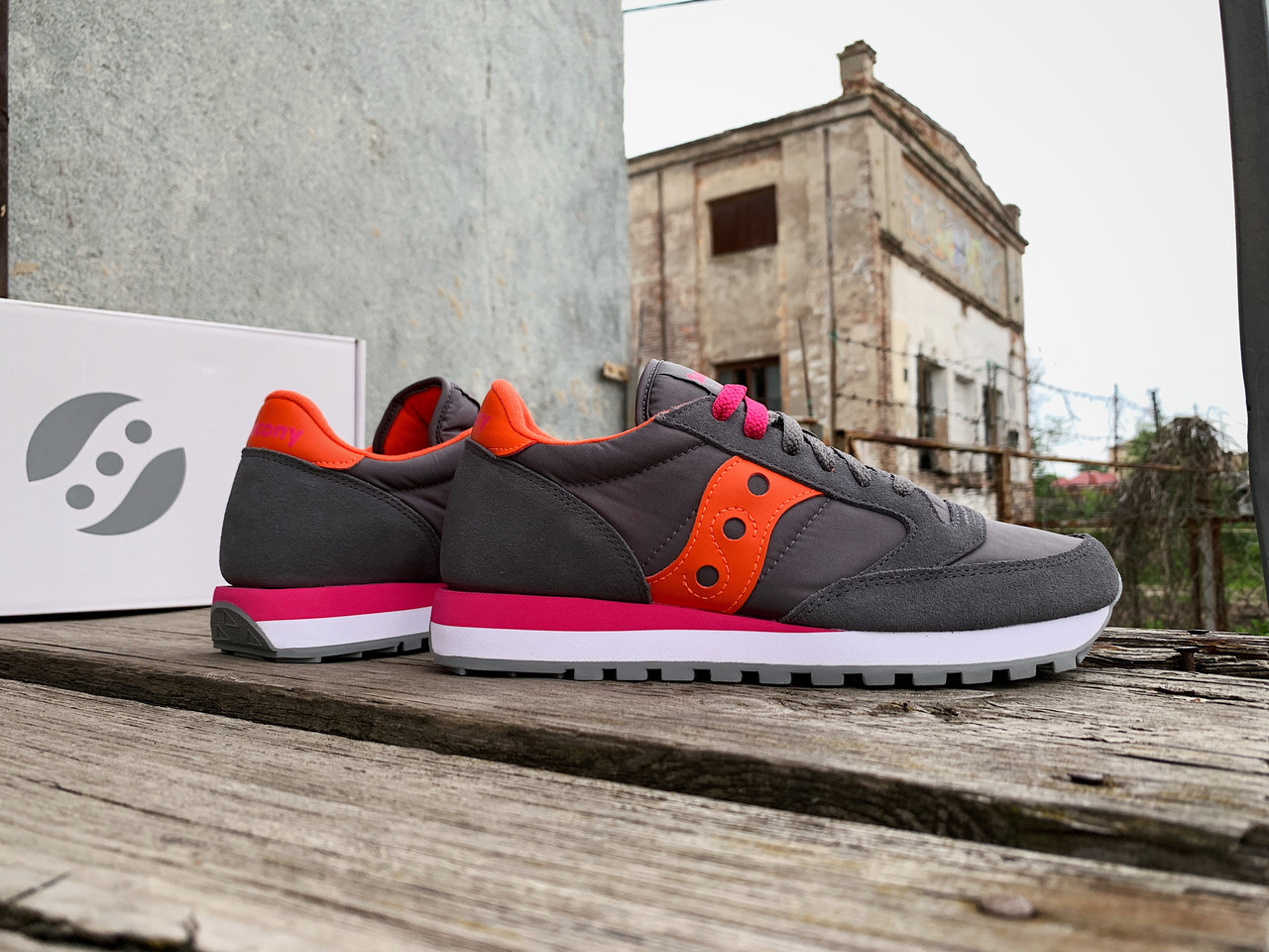 Saucony 1044 sales