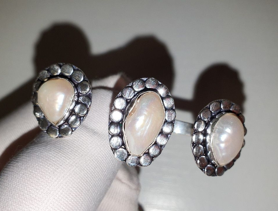 Кільце безрозмірне на два пальці з натуральним барковим перловим перловим (перли Бароко)
