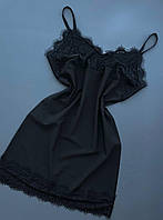 Черная модная женская ночная рубашка-пеньюар.