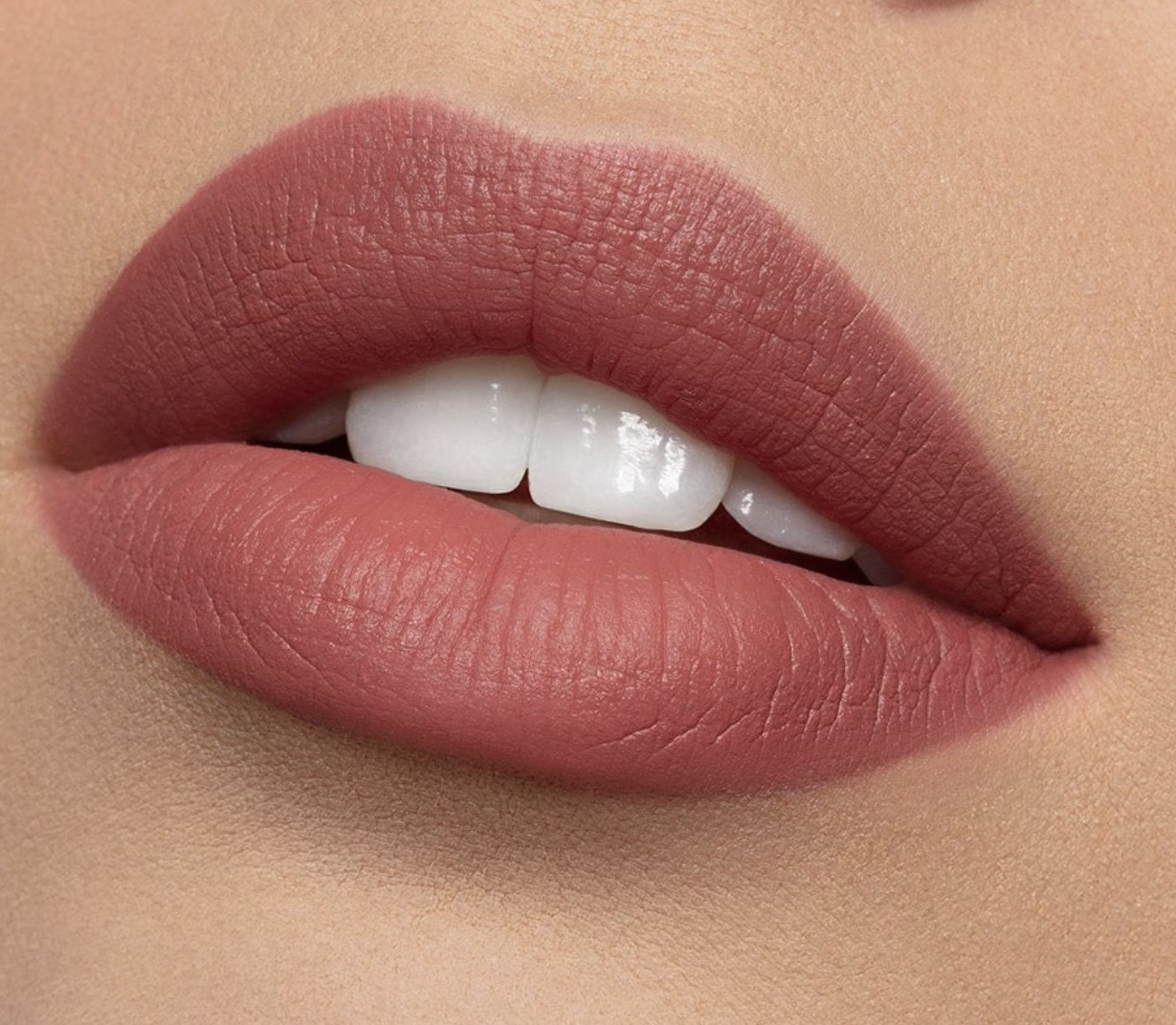 Помада-кушон Jaclyn Cosmetics колір Sincerely Yours