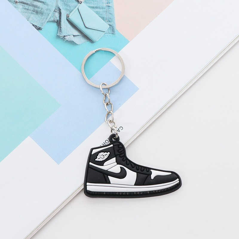 Купить Брелок-кроссовок Jordan резиновый Черный (101398), цена 84 ...