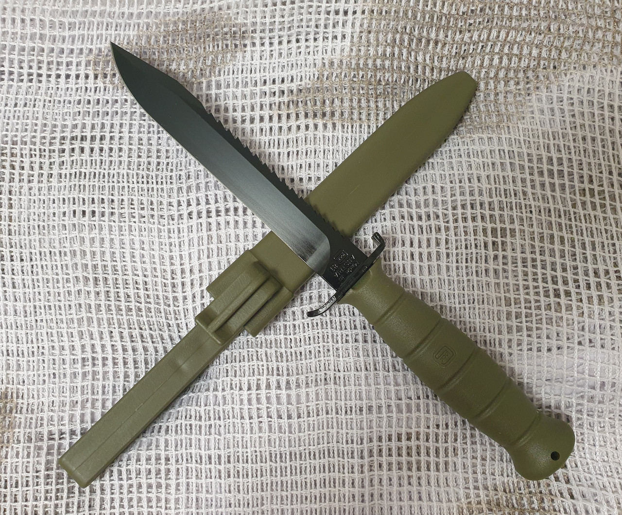 Ніж тактичний Glock 81 Olive