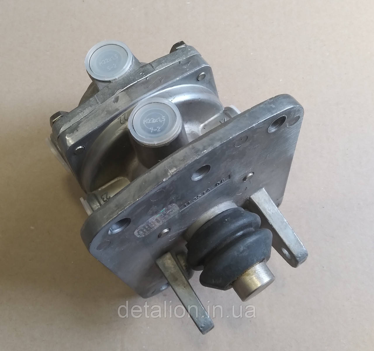 Кран гальмівний підпедальний КАМАЗ н/обр., МАЗ ЄВРО 2-секційний (пр-во ПААЗ) 11.3514108, фото 1