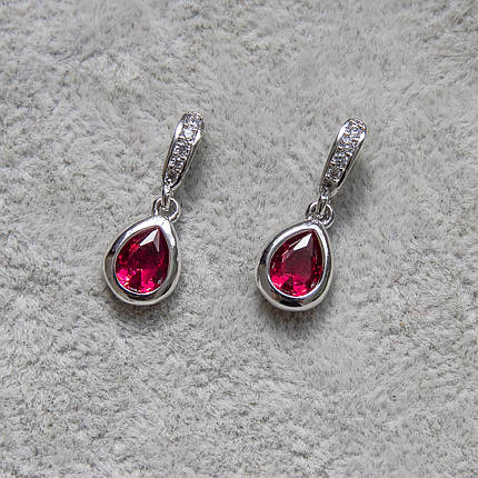 Серьги пуссеты гвоздики серебристого цвета размер 20х8 мм фирма Xuping Jewelry с розовыми сафпирами, фото 3