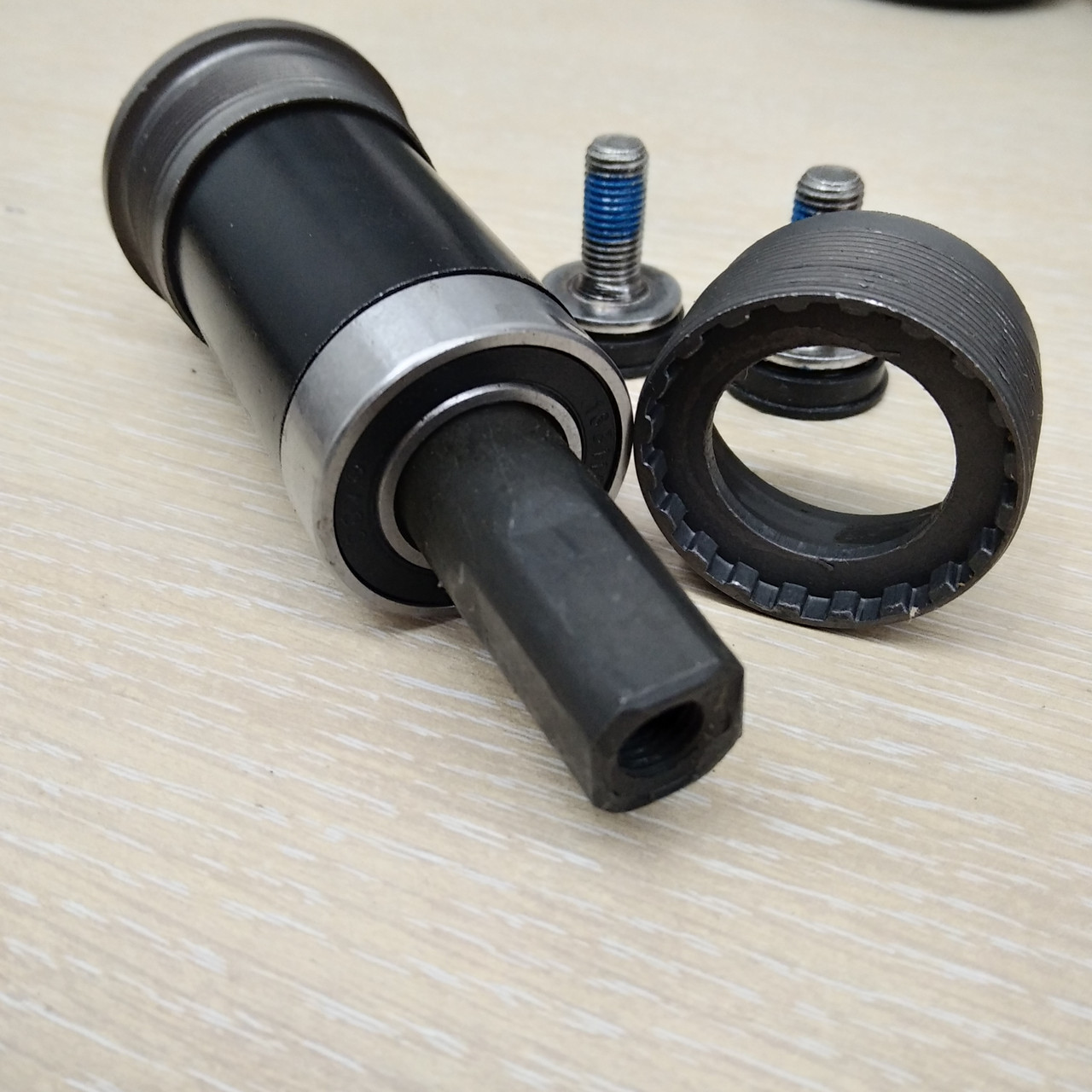 Купить Картридж под квадрат, каретка (корпус) 68мм, крепление шатунов ...