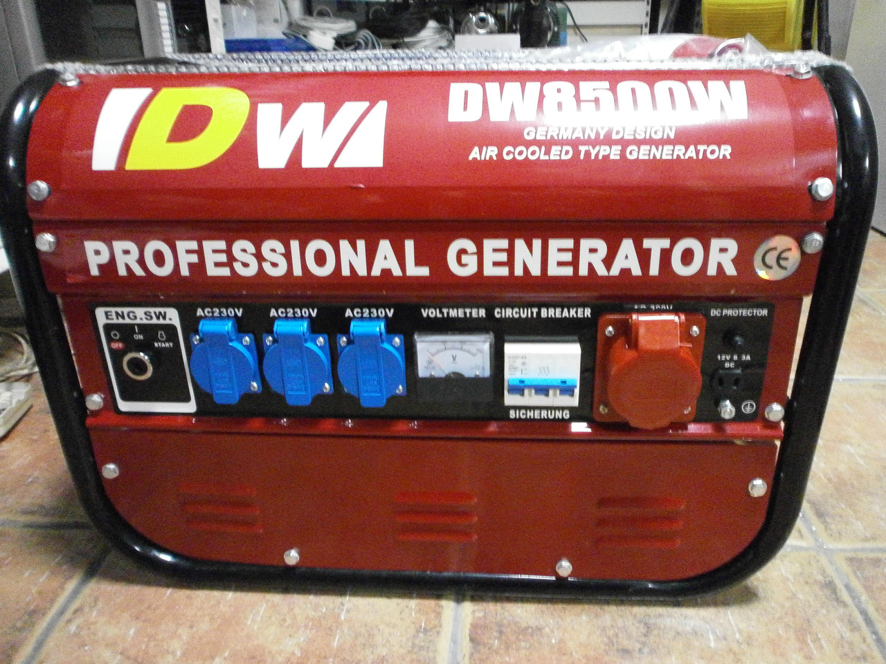 Генератор бензиновий трифазний DW 8500w ручний запуск