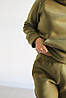 Костюм утеплений жіночий худі та спортивні штани турецька тринитка на флісі колір хакі, фото 6