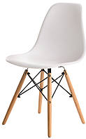 Стильный белый пластиковый стул EAMES CHAIR M-05 Белого цвета white VetroMebel