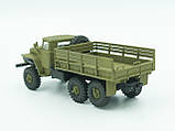 Збірна модель (1:72) Армійський вантажний автомобіль Урал-375Д, фото 5