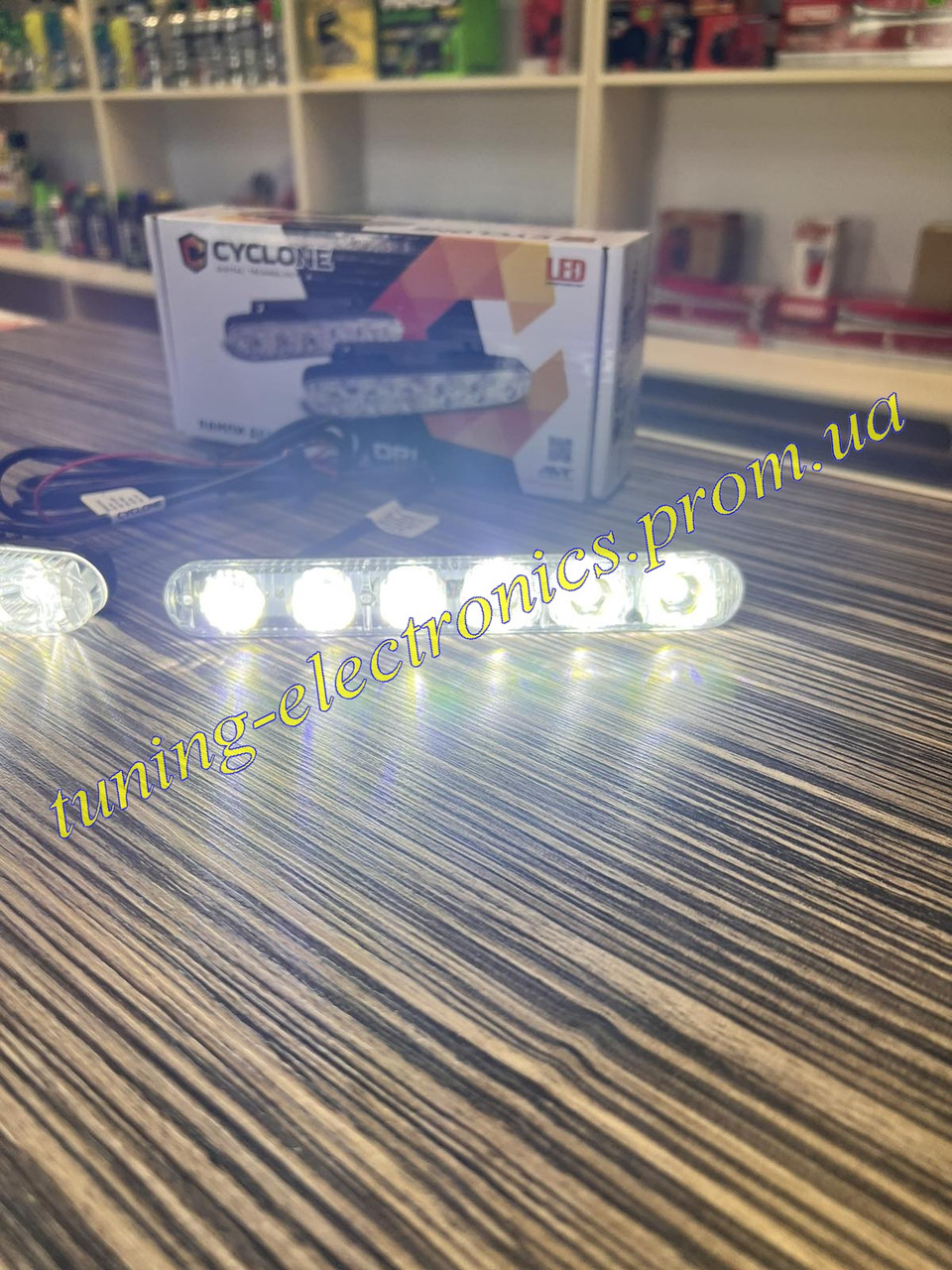 Дневные ходовые огни с линзами 6 LED CYCLONE яркие Светодиодные фары дополнительная дхо денні огні для авто - фото 3 - id-p1186421765