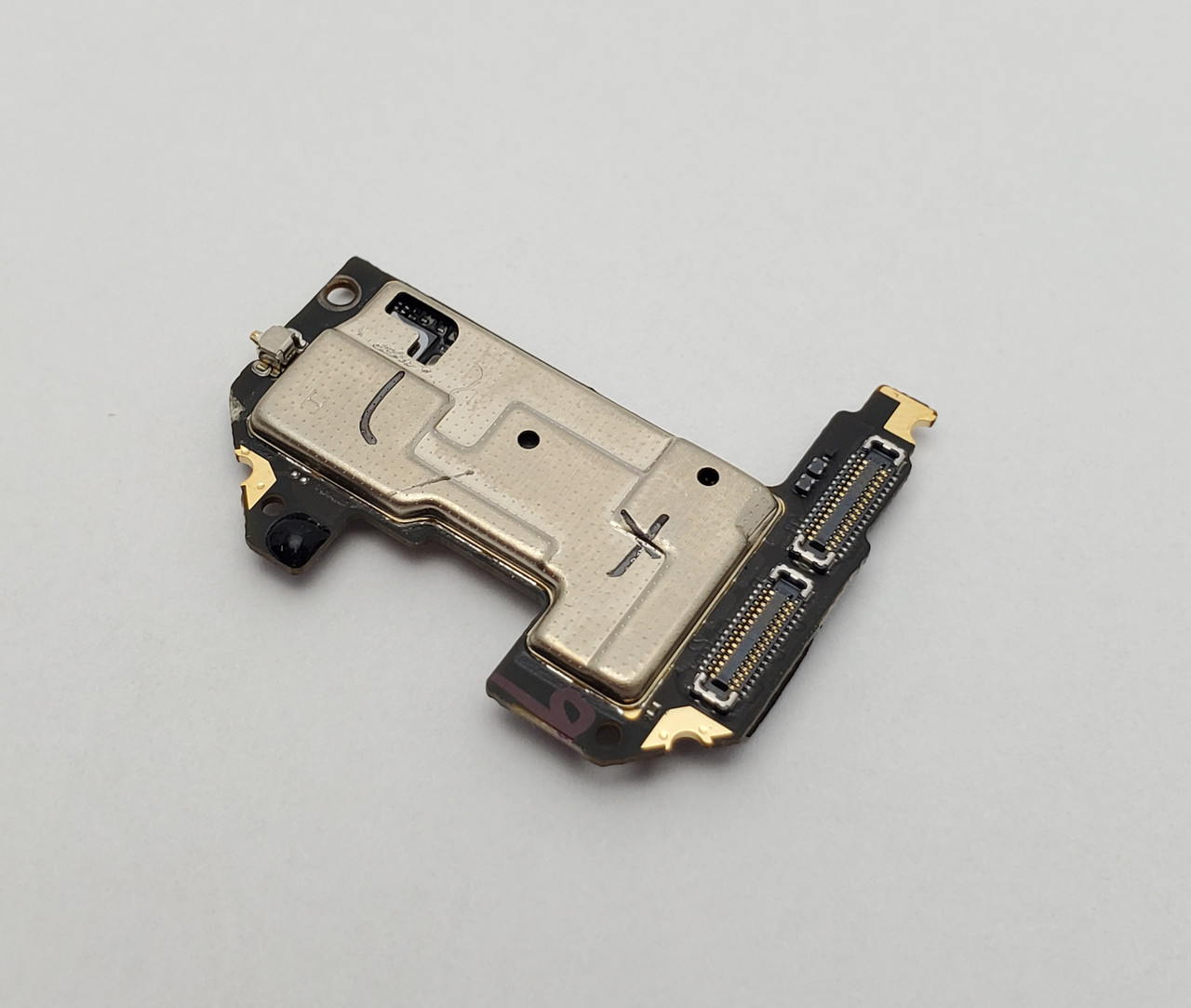 Із дефектом. материнська плата xiaomi amazfit gts a1914 з розборки (не завантаж. п.о.), фото 1