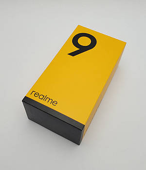 Коробка від смартфона realme 9