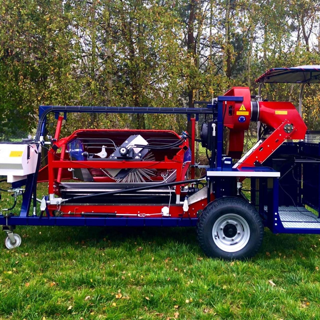 Комбайн для збирання чорноплідної горобини Jagoda Aronic, фото 1