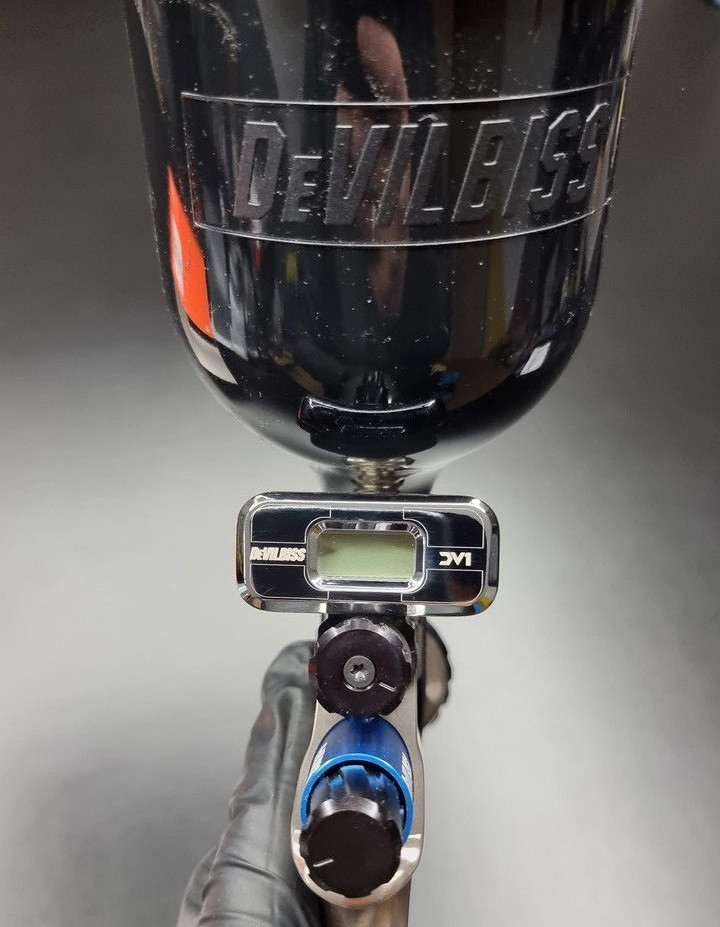 Фарбопульт Devilbiss DV1 B+ DIGITAL з бачком 1.2 мм