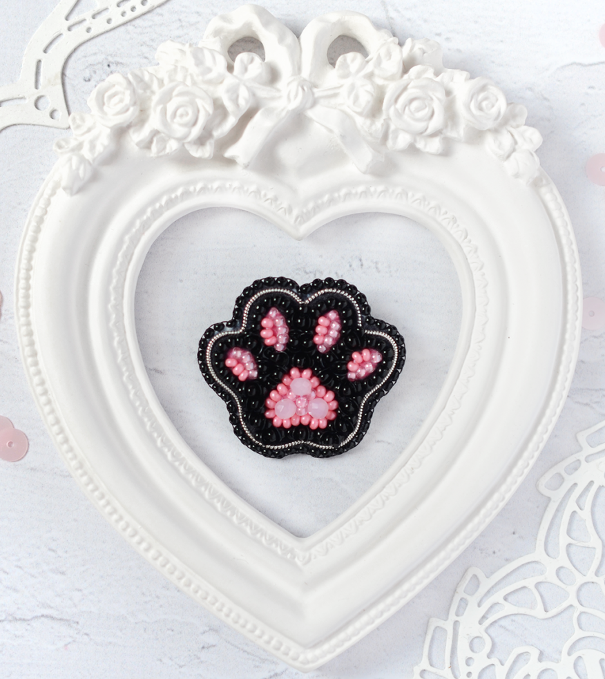 Брошка для вишивання Котяча лапка  Б-120