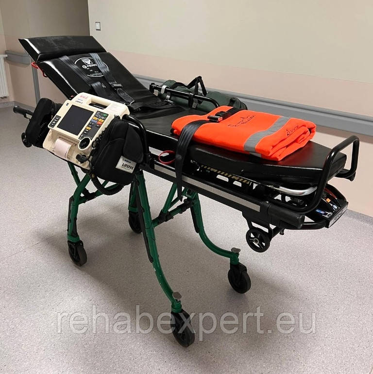 Б/У Носилки Ferno Mondial Monobloc Ambulance Stretcher (Used)