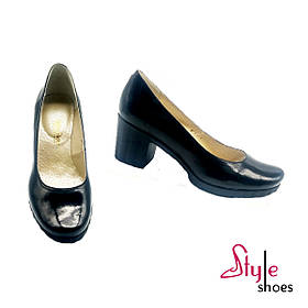 Класичні жіночі туфлі з натуральної лакової шкіри на підборах 5 см “Style Shoes”