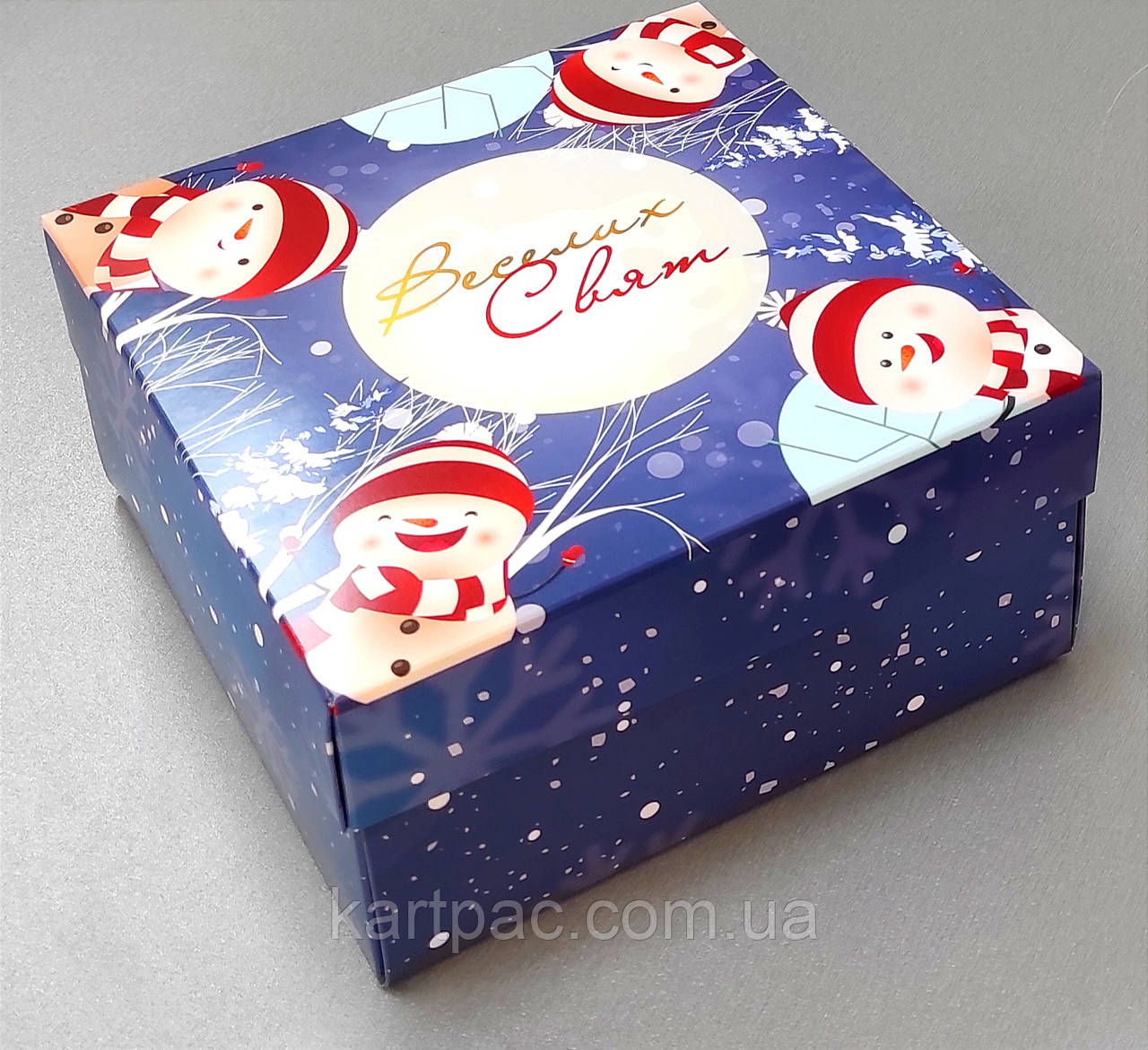 Подарункова коробка новорічна 195*195*97 купити в Україні | ТОВ "КАРТ-ПАК"