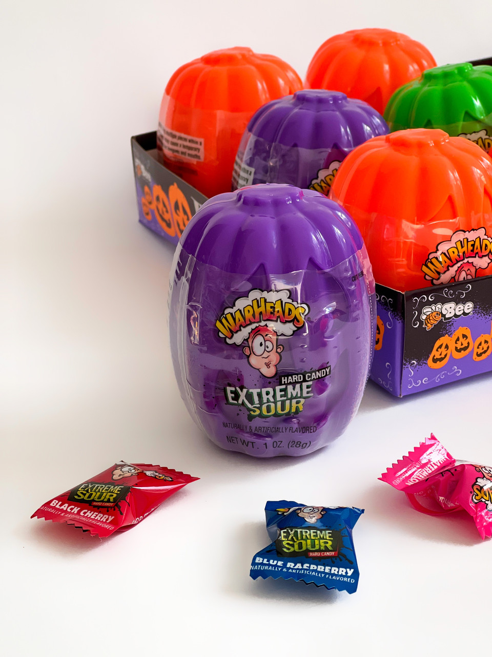 Гарбуз з Кислими Льодяниками Halloween Warheads Extreme Sour 28g (фіолетовий)