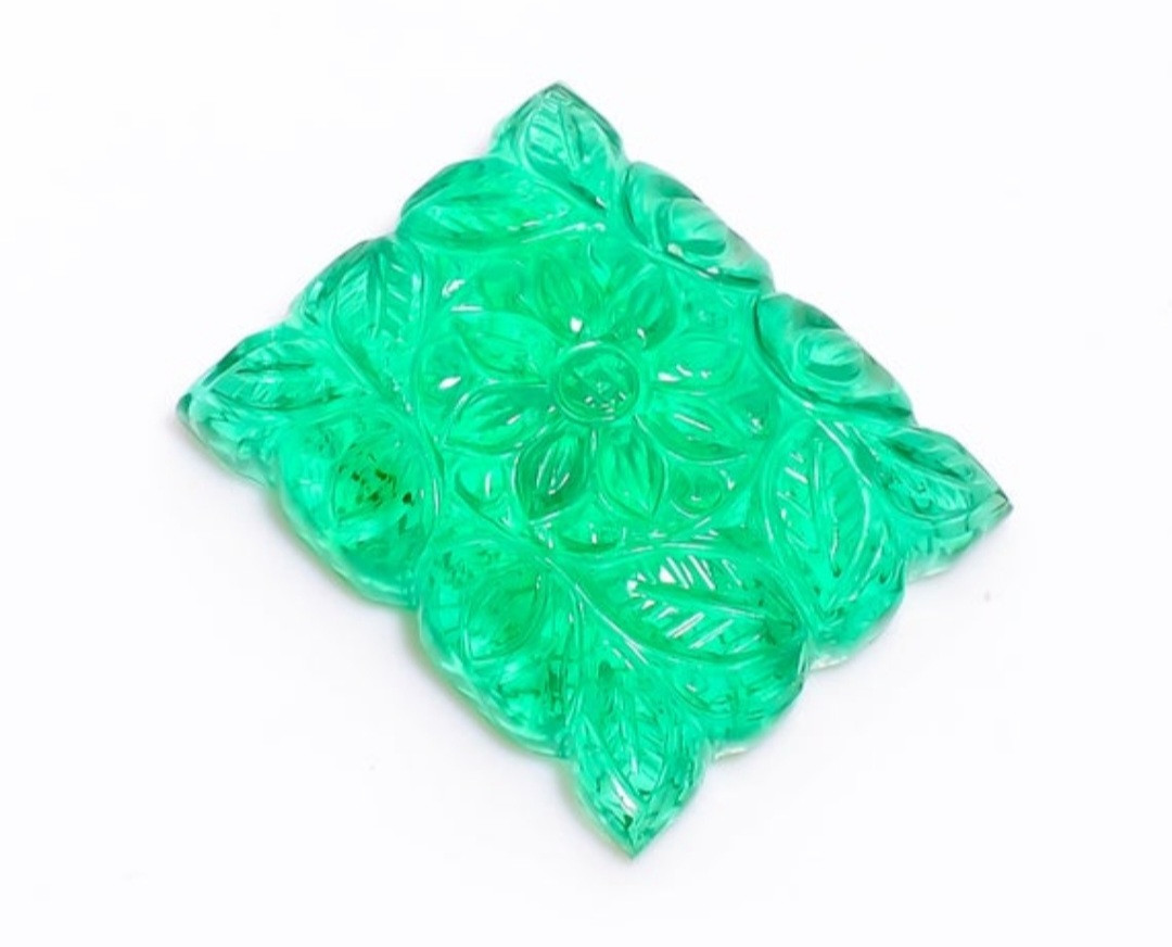 Смарагд гідротермальний 70.5 Ct 32 X 26 X 10 мм