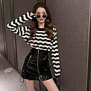 Жіночий тонкий светр в'язаний чорно-білий у смужку (р. 42-44) 10KF2119, фото 6