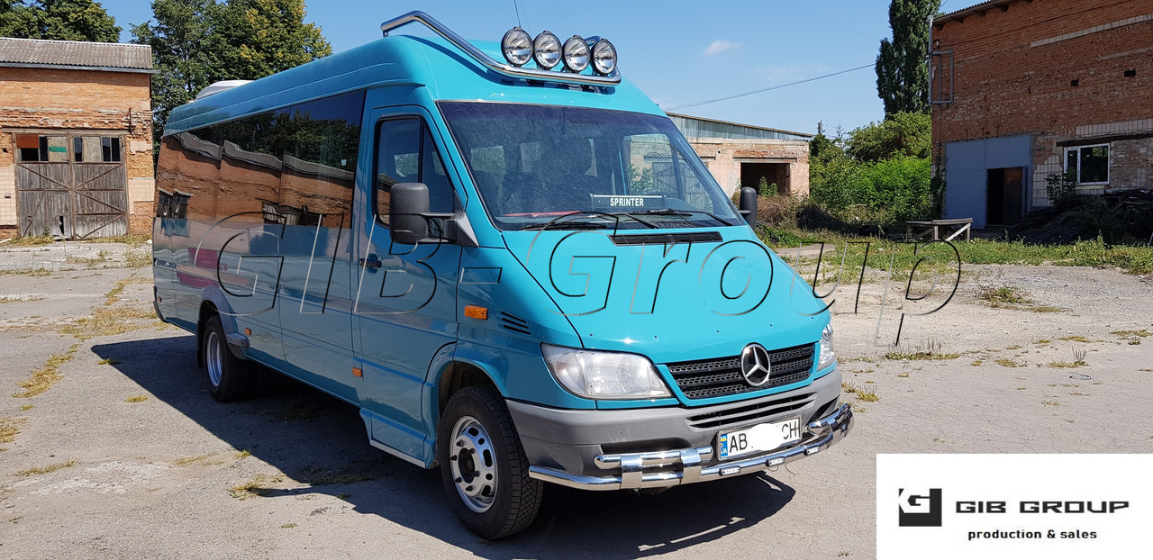 Защита переднего бампера (двойная нержавеющая труба - двойной ус) Mercedes-Benz Sprinter (95-06) - фото 2 - id-p1694856450