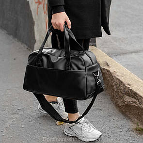Стильна міська сумка Derbi чорна дорожня для тренувань та поїздок з еко шкіри