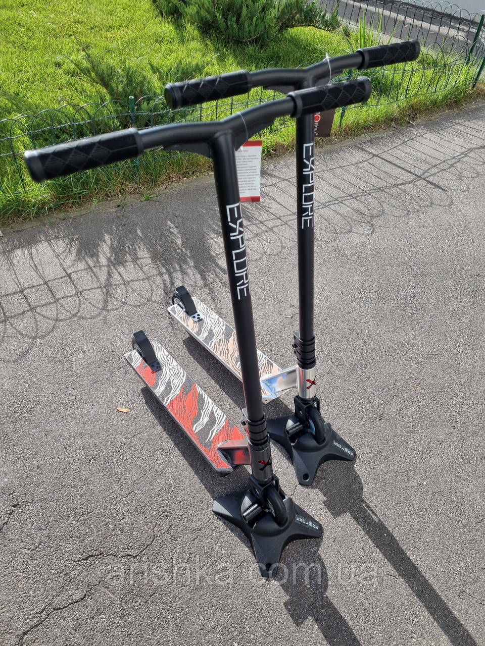 Трюковий металевий самокат Explore CREDO New