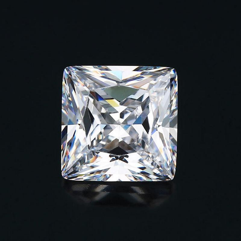 Фіаніт (кубічний циркон) 5х5мм Форма — квадрат. Crystal. 1шт