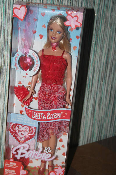 Barbie Valentines Day Doll Red Hearts With Love 2005 279757926
