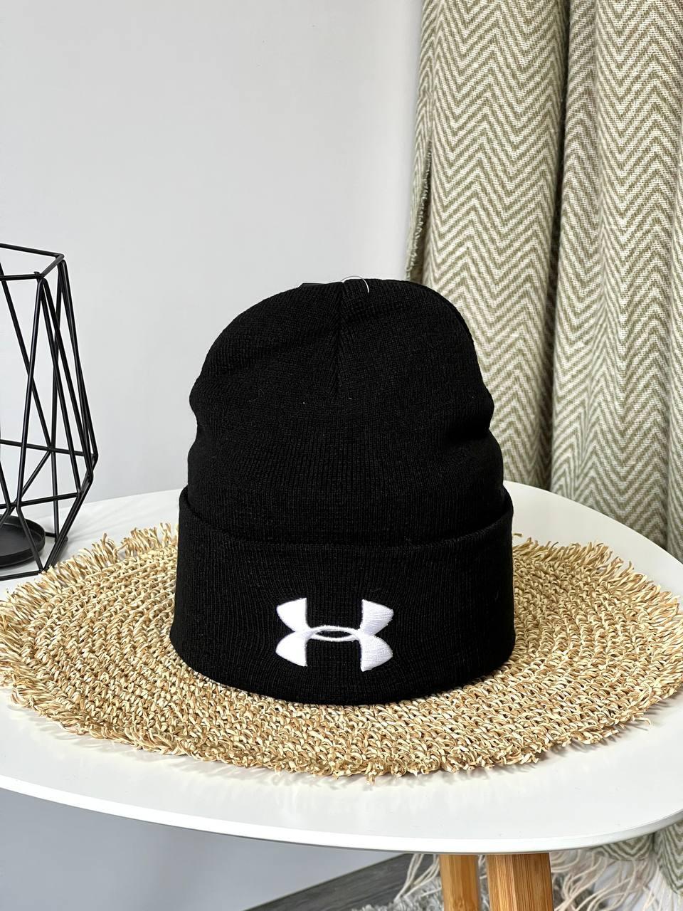 Шапка патріотична з гербом України