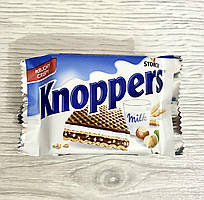 Вафлі з молочно-горіховою начинкою Knoppers 5x25 125g Storck Німеччина