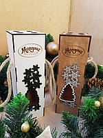 Коробка из дерева под бутылку с новогодним дизайном