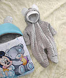 Комплект плюшевий комбінезон + конверт спальник на флісі для новонароджених, принт Mikki, фото 2