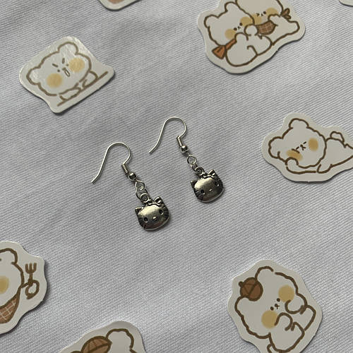 Купить Серьги hello kitty| Стильные серьги с hello kitty| Хелоу китти ...