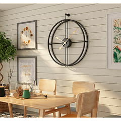 Настінний годинник