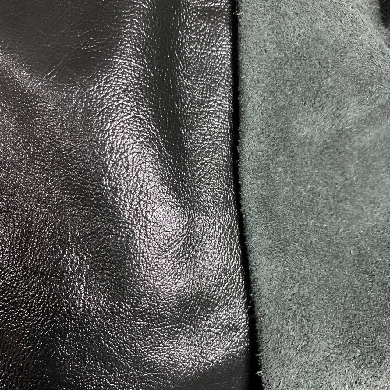 Шкіра меблева чорна товщина 1,6 мм, площа 605 кв.дм