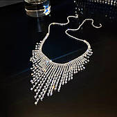 Вечірнє блискуче намисто зі страз — сріблясте Aushal Jewellery