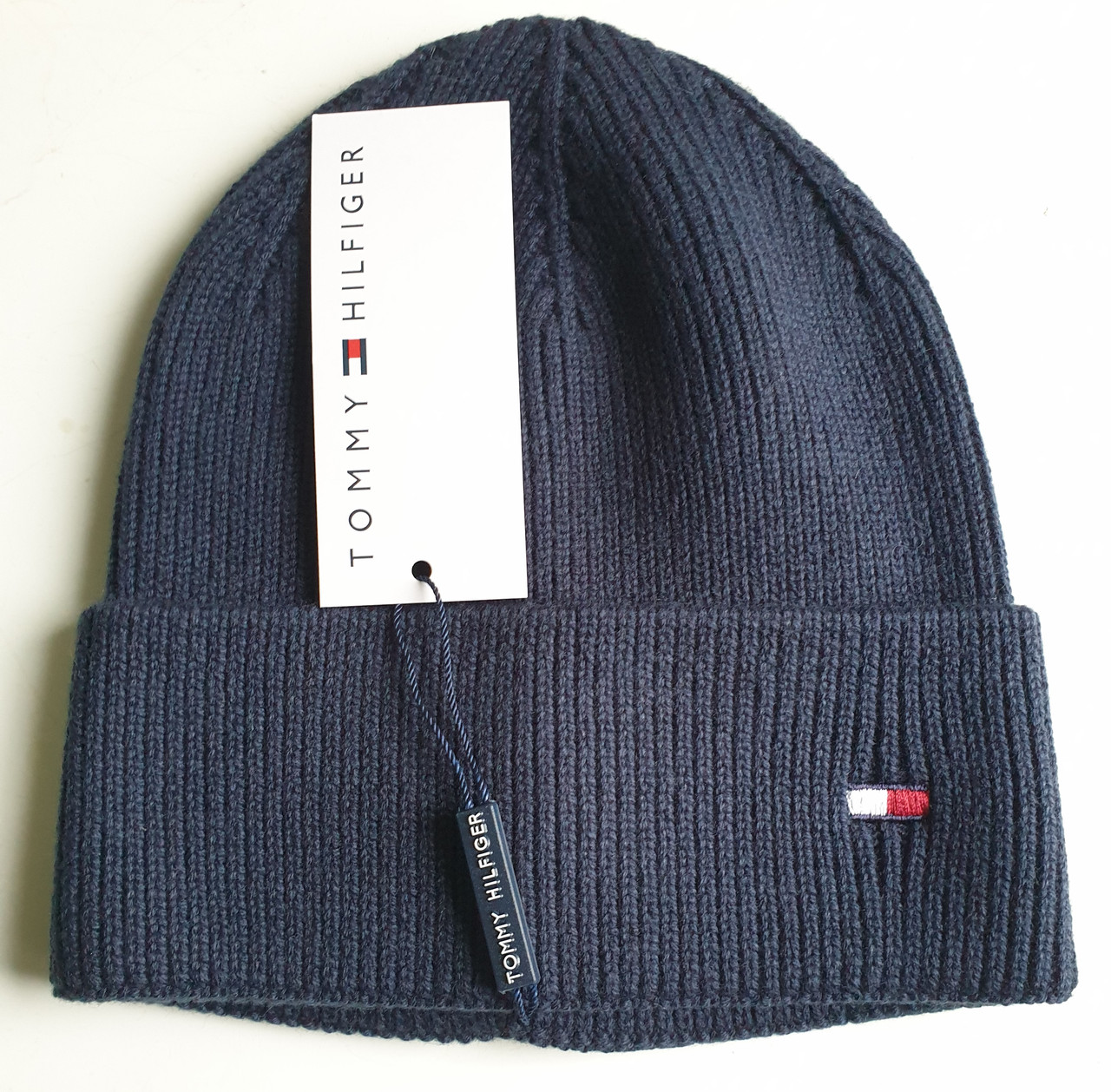 Шапка " Tommy Hilfiger".