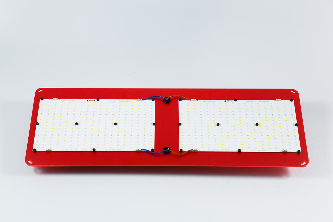 Фітолампа QUANTUM  BOARD V2  240 Dimmable