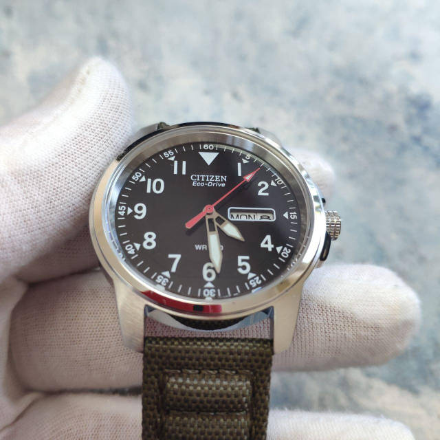 Чоловічі годинники Citizen BM8180-03E Eco-Drive: продаж, ціна у