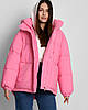 Якісна яскрава жіноча зимова куртка оверсайз кольору фуксія, фото 2