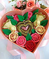 Шоколадний подарунковий набір букет Весільний букет Подарунок молодим на весілля Квіти троянди фігурки голуби з шоколаду