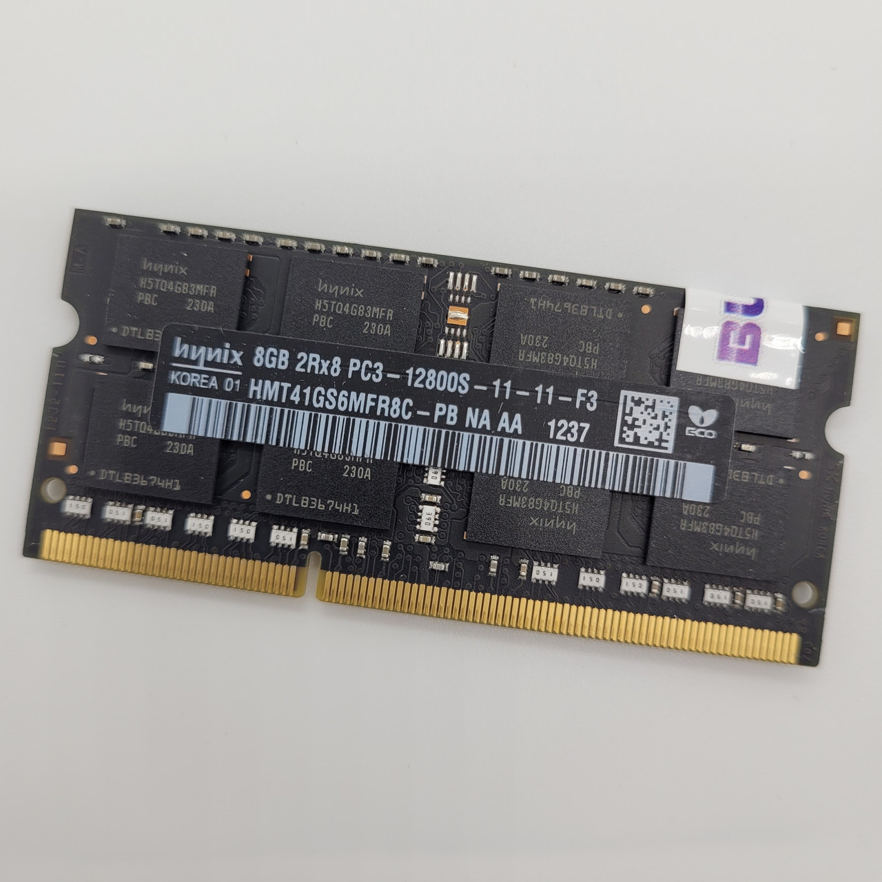Оперативна пам'ять для ноутбука Hynix SODIMM DDR3 8Gb 1600MHz 12800s 2R8 CL11 (HMT41GS6MFR8C-PB NA AA) Б/В
