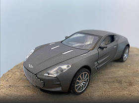 Іграшкова машинка Aston Martin One-77, металева модель, звук та світло